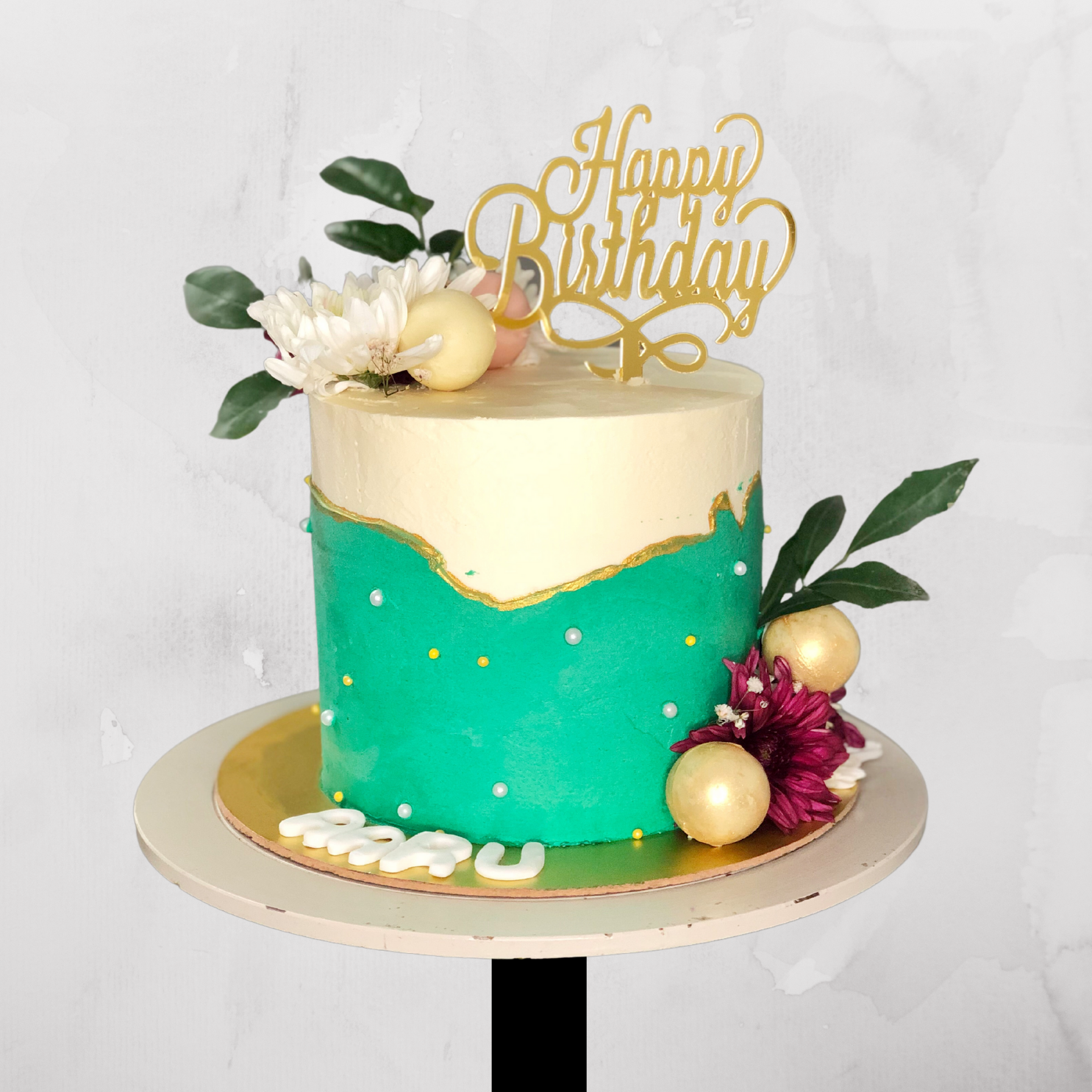 Green & Gold Birthday Cake